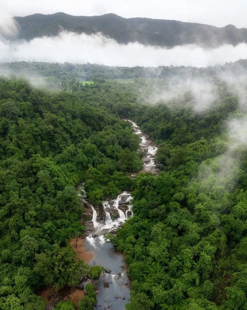 polluru water falls